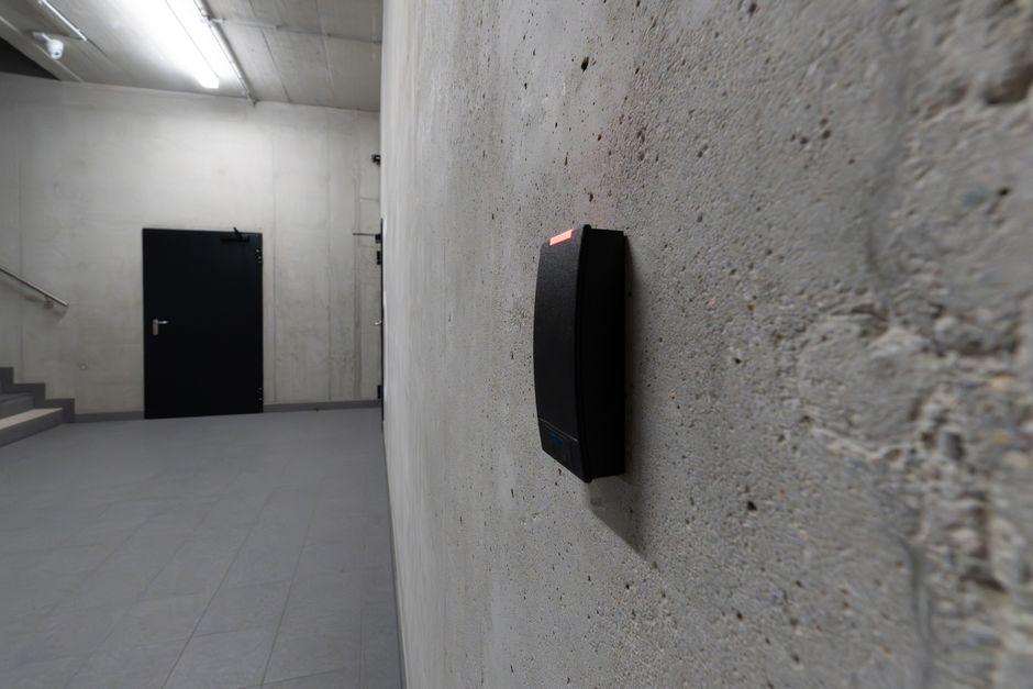 door window sensor