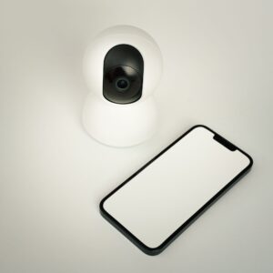 Caméra IP intérieure 360° Tapo C220 et sonnette vidéo — TP-Link Tapo