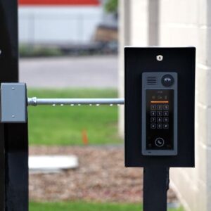 Intercom vidéo mural sur façade résidentielle — sonnette vidéo Aqara G400
