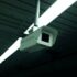 Vision nocturne IR vs spots blancs (floodlight) : quelle technologie pour votre caméra extérieure ?