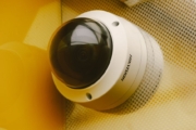 Combien coûte un système de vidéosurveillance ? Guide budget et prix en 2026